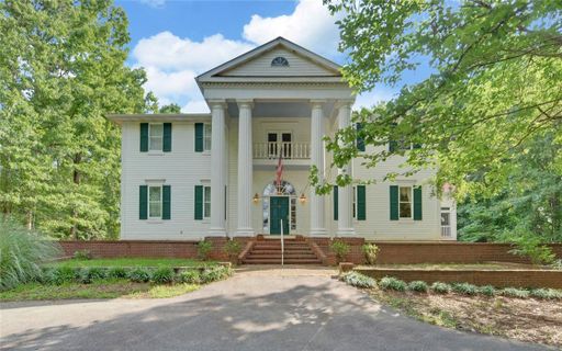 330 River Road