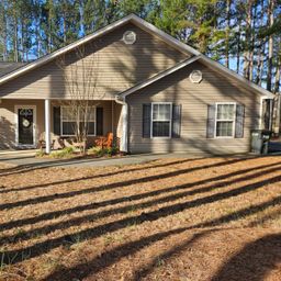 525 Shore Line Drive