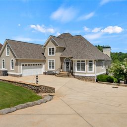 316 Green Hill Drive