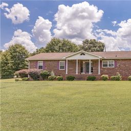 216 Skyland Drive