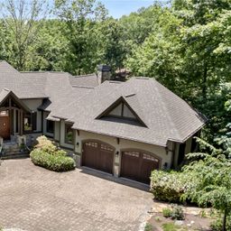 114 Club Cove Way