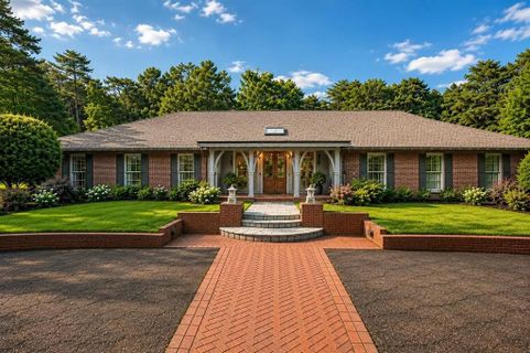 325 Lanham Circle
