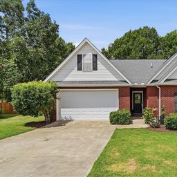 112 Elliott Circle