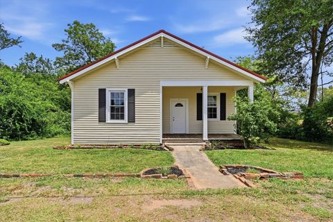 1207 Goddard Avenue