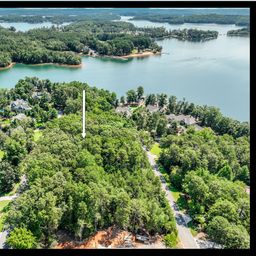Lot 30 Pointe Harbor Drive