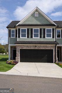 15 Crest Drive 1