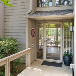 2031 Shelter Point