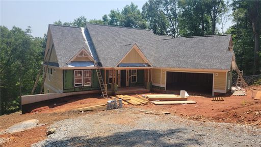 Homes in Cross Creek Plantation, Seneca