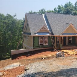 1812 Cross Creek Drive