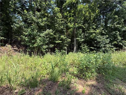 Lot 8 Old Smokey Drive active home in Foxwood Hills, Westminster, SC