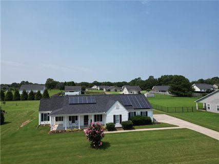 Homes in Wakefield, Anderson