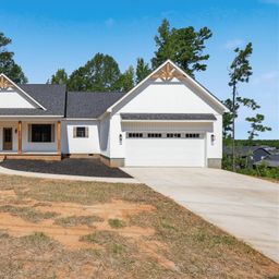 420 Lakeside Drive