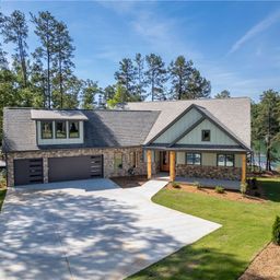 713 Bay Harbor Lane
