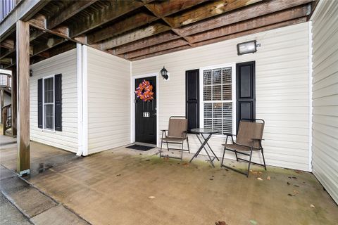 99 Wyatt Avenue #611
