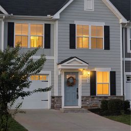 506 Roan Creek Trail
