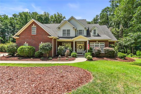 103 Wanstead Court pending home in Kings Grant, Anderson, SC