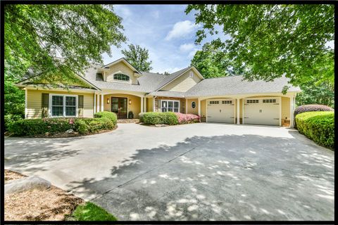 Homes in Waterford Pointe - Oconee, Seneca