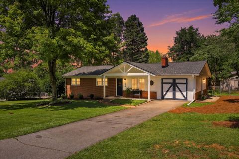 204 Sylvia Road pending home in Kingsberry Park, Easley, SC