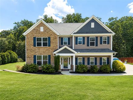 336 Avedell Drive active home in Avendell, Easley, SC
