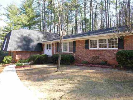 116 E Brookwood Drive