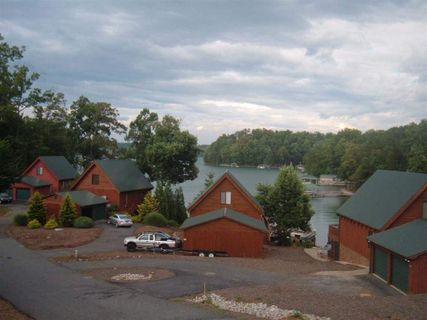 129 Briar Court sold home in Harbor Plus On Keowee, Seneca, SC