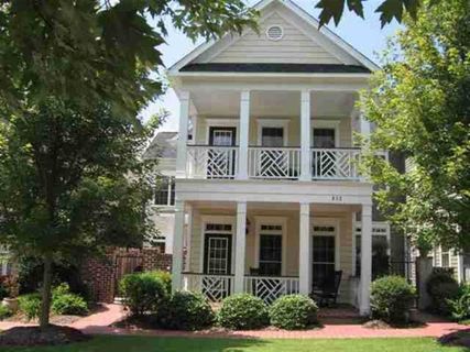 312 Village Walk Lane