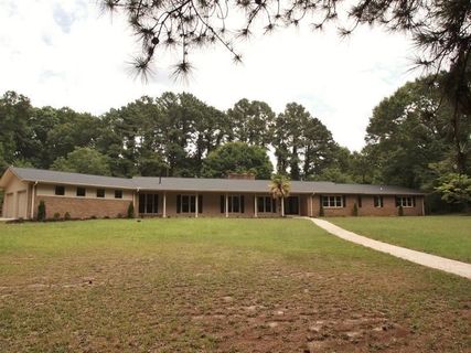 136 Hammett Acres