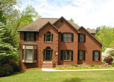 122 East Cove Drive LAKE KEOWEE WATERFRONT