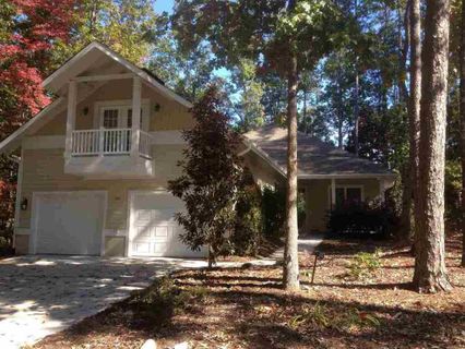 Previously sold for $304,950