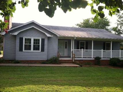 305 Country Glen Lane