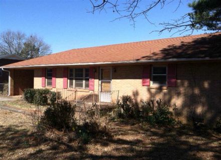 704 Leon Drive