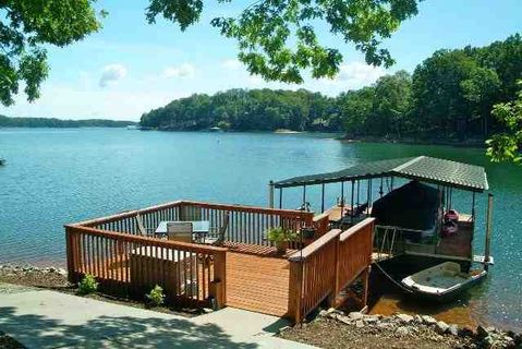 212 Oak Hollow Court South Oak Pointe on Lake sold home in South Oak Point, Seneca, SC