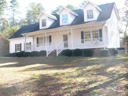 211 North Shores Drive