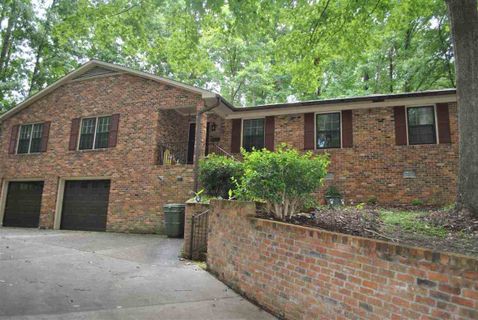 326 Woodland Way
