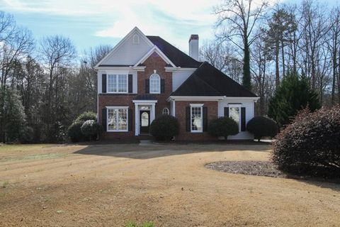 411 Dewsbury Lane