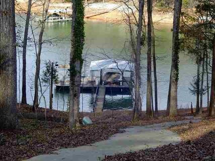 507 Broadwater Circle