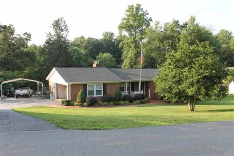 111 Magnolia Avenue sold home in Forest Park Sub, Easley, SC