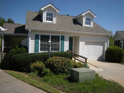 403 Cobblestone Trace