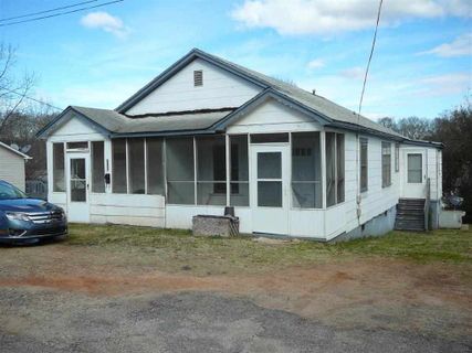 111 A & B Bailey Street