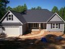 327 Fox Run Road sold home in Walhalla, SC