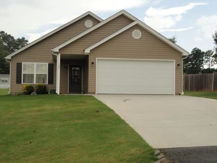 102 Lacy Lane