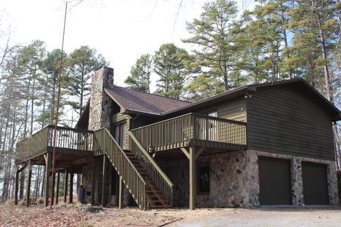305 Lakeside Drive sold home in Lakeside Estate, Seneca, SC