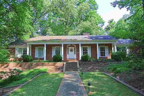 335 Woodland Way