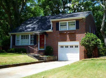 211 Forest Hill Drive sold home in Woodland Height, Anderson, SC