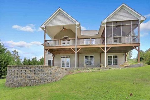 335 Stardust Lane