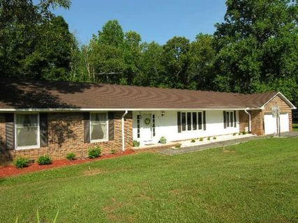 134 Briarcliff Road sold home in Green Pines Sub, Central, SC