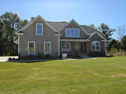 102 Jones Creek Circle