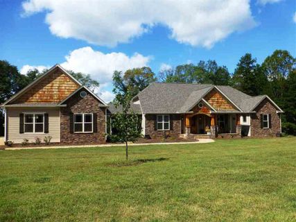 Previously sold for $600,000