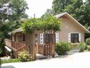 639 North Lake Drive sold home in Salem, SC