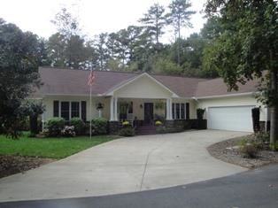 103 Raven Point between Seneca and Clemso